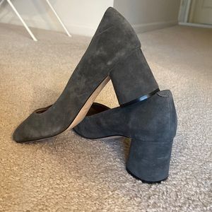 CLOSET CLEARANCE Corso Como Suede Pumps